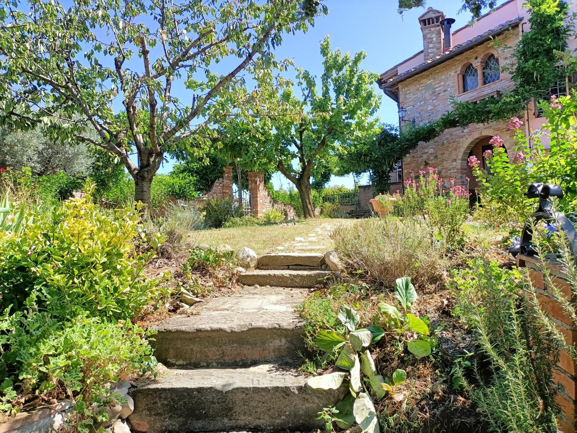 Nido Di Rondine Apartamento Montespertoli Exterior foto